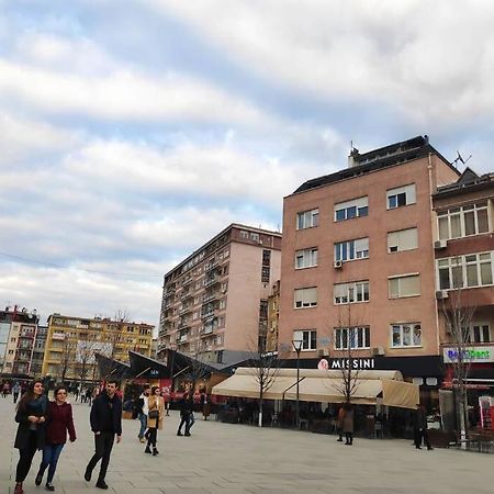 Prishtina, Kosovo Apartamento Pristina Exterior foto